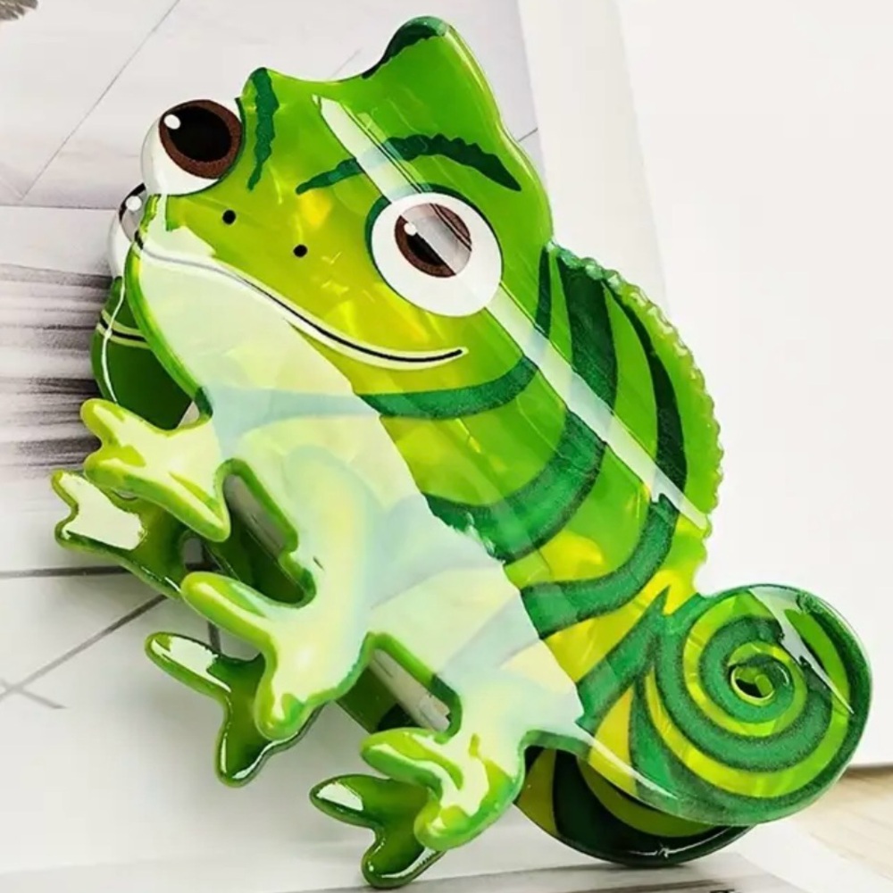 Tangled Pascal Hair Clawclip